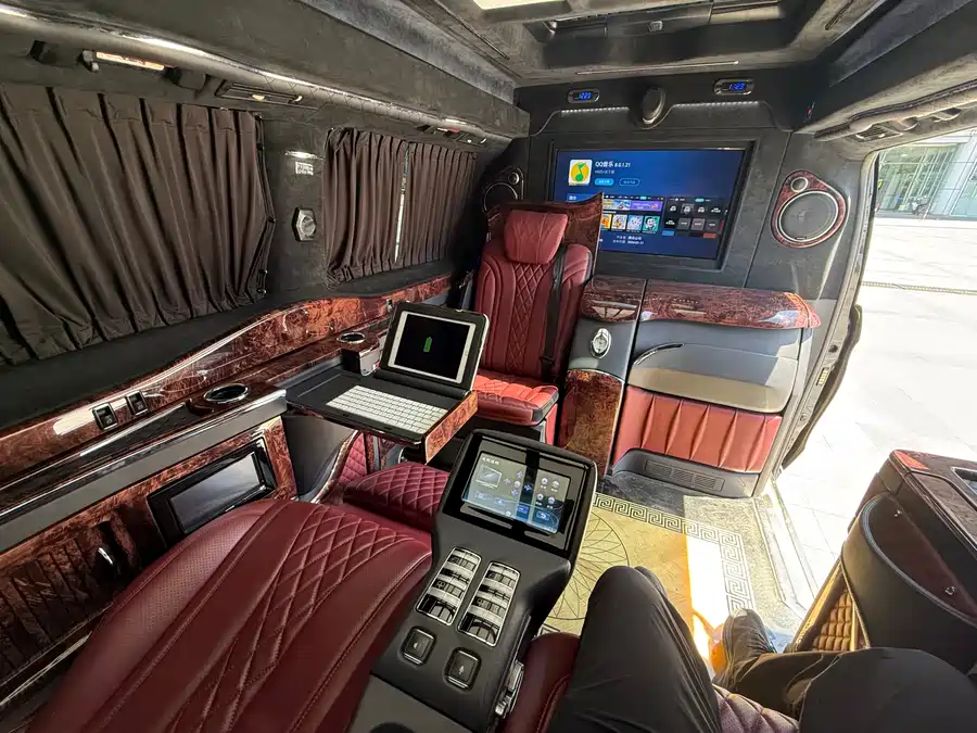 900x675_0_q87_c42_autohomecar__ChxpVmn-2DKAEMngAAwUpK8Qh3U725.jpg.webp